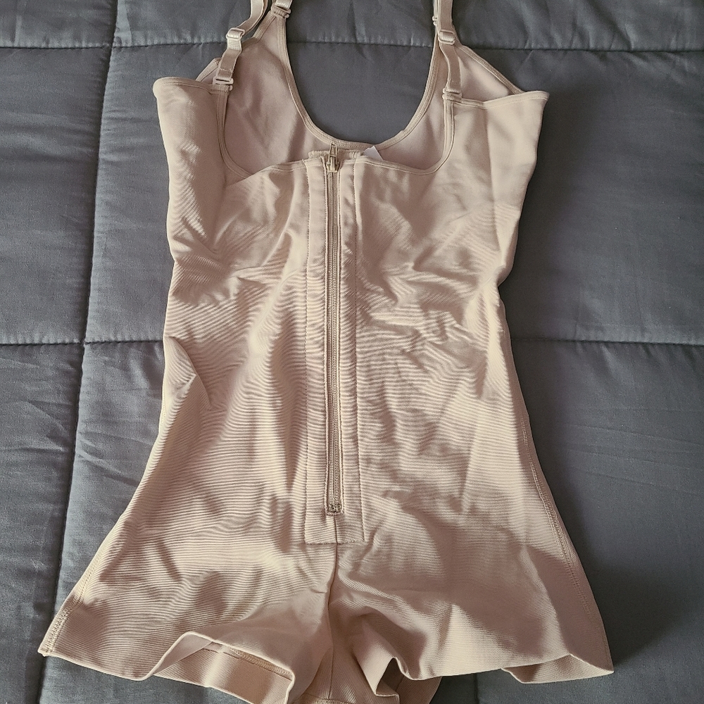 Zipper Detachable Straps Postsurgical Body Shaper